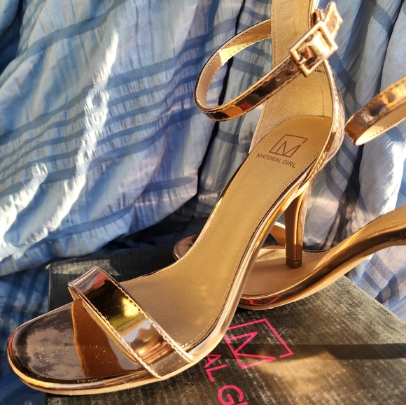 NEW HEELS ROSE GOLD OPEN TOE SIZE 9 MADDEN GIRL - Picture 3 of 8